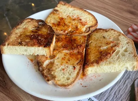 İLAVE KIZARMIŞ PORSİYON EKMEK